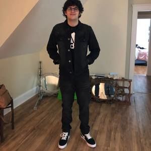 Meet your Posher, Antonio